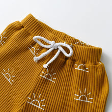 Load image into Gallery viewer, Ribbed Short Sleeved Set