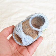 Load image into Gallery viewer, Handmade Princess Bow Sandals