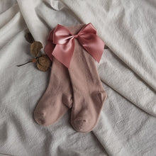 Load image into Gallery viewer, Bow Knee Socks