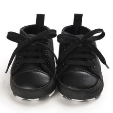 Load image into Gallery viewer, Star Canvas Sneakers