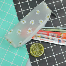 Load image into Gallery viewer, Daisy Pencil Case
