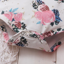 Load image into Gallery viewer, Pink Floral Set
