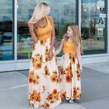 Load image into Gallery viewer, Sleeveless Mother Daughter Set

